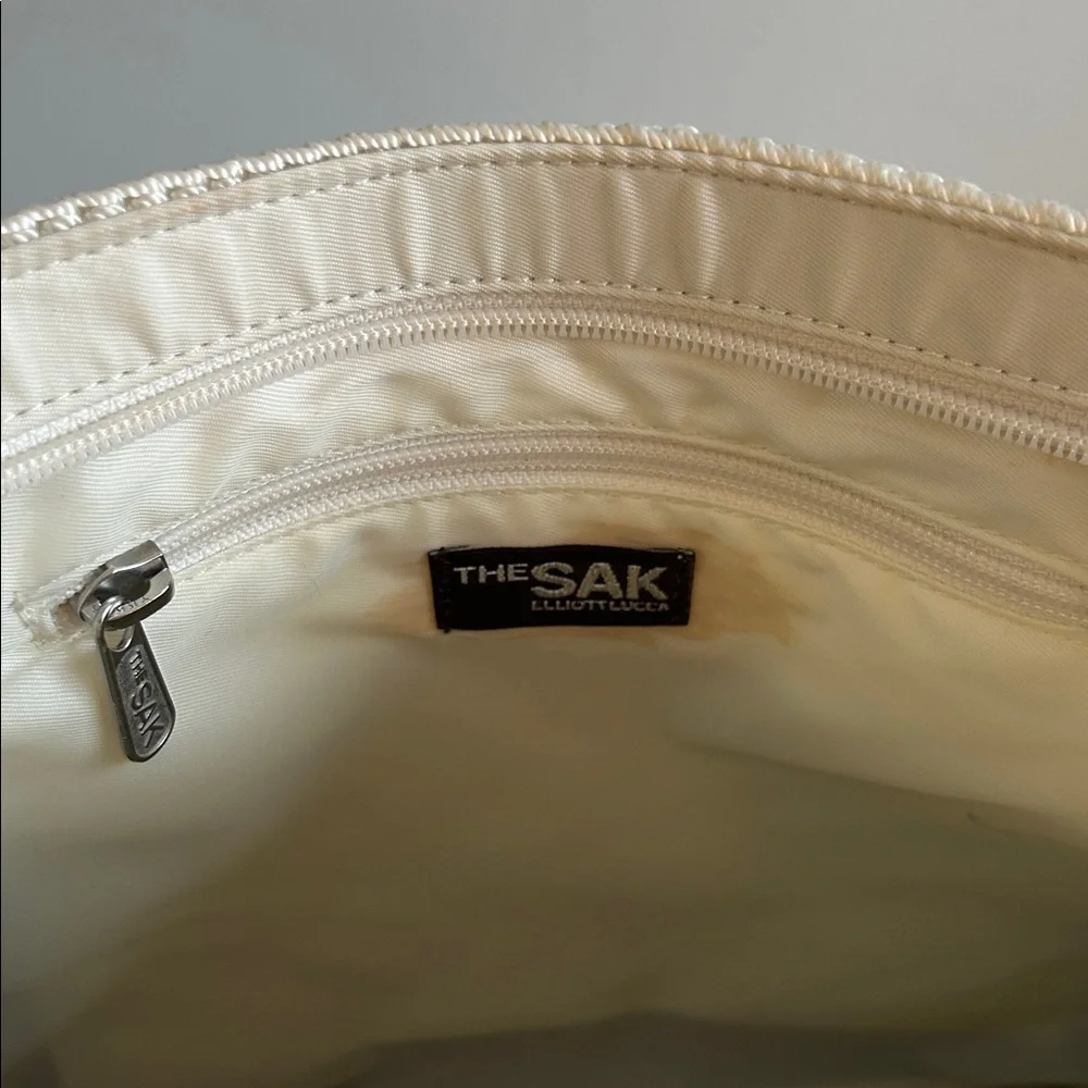 The Sak sak elliott